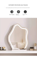 Luna Varnity Makeup Desk